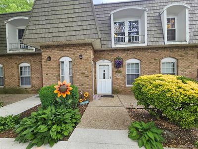 655 Middle Country Road #2H2