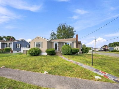Property at 6 Evans Rd, Stoneham, MA