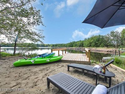 6029 Boardwalk Dr