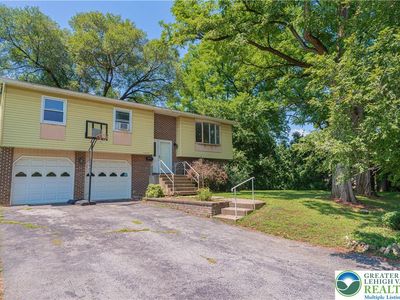 2823 College Heights Blvd