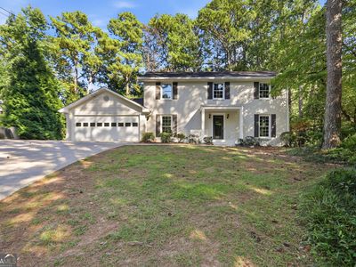 1215 Lake Crest Ter