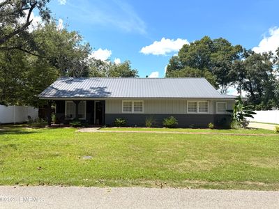 108 Case Ave