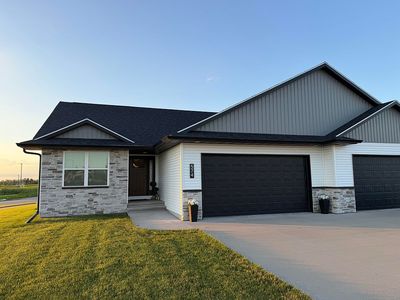 574 Driftwood Ln