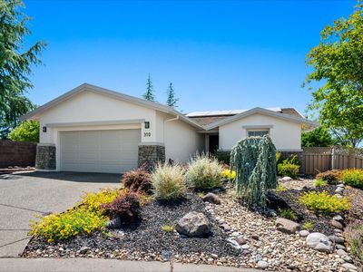 310 Phoebe Ct