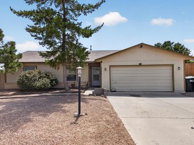 1776 Borealis Ave SE