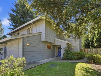 10 Park West Ct