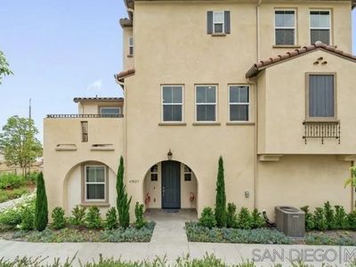 4382 Pacifica Way #1