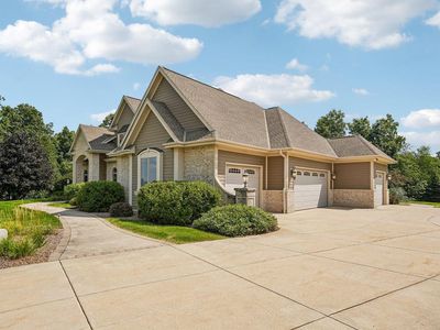 N48W25237 Aberdeen DRIVE