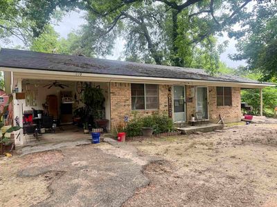 408 W Peggy Ln