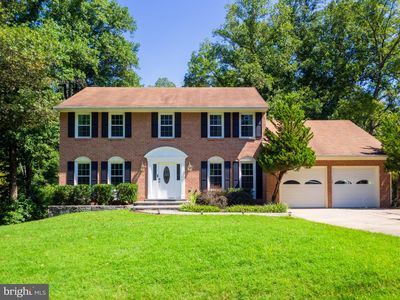 9614 Locust Hill Dr