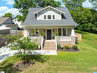 101 Parris Ave