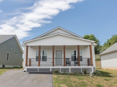 Property at 46 Triple Crown Dr, Lexington, VA