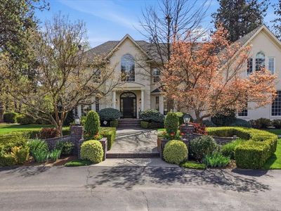 6715 S Regal Ct