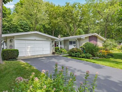 11027 Timberline Dr