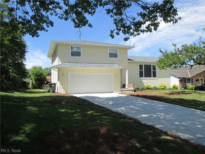 2887 Nancy Cir