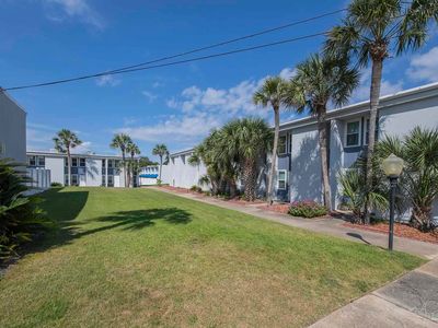 201 Pensacola Beach Rd APT B18
