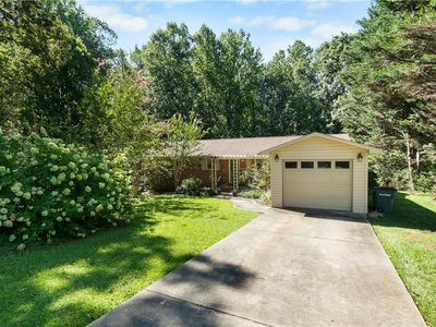 Property at 1116 S Andover Dr, Walhalla, SC