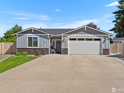 195 Pershing Circle