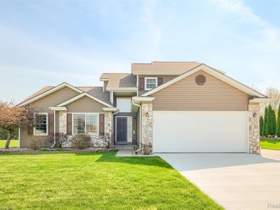 1447 Crystal Pond Dr