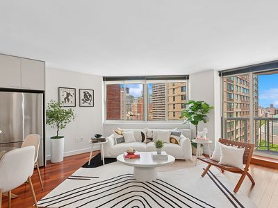 206 E 95th St APT 12B