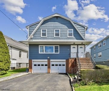545 Trinity Pl