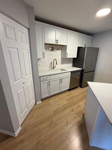 410 1st St SE APT 105
