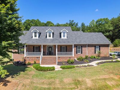 956 Laurelwood Way