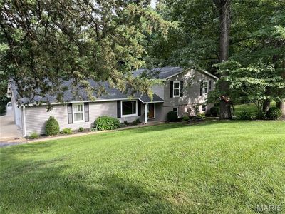 12 Hickory Hill Dr