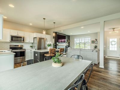 6111 East RED OAK Trail