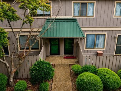 2225 Golf Rd SW APT 406