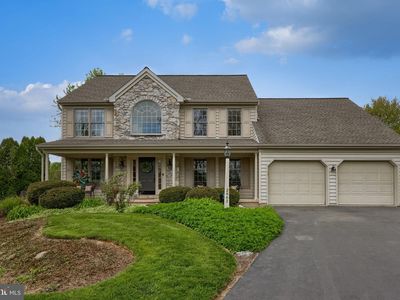 2462 Carriage Dr