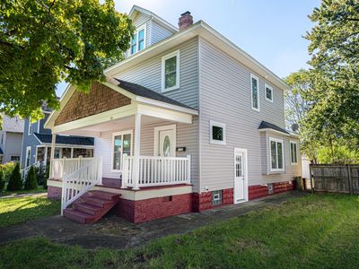 125 Kenmore Ave
