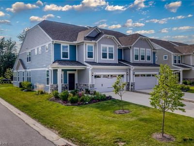 160 Lake Balaton Dr