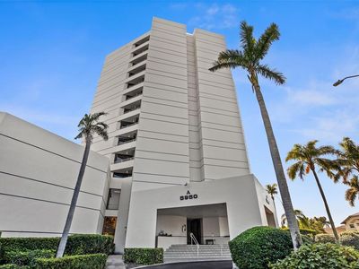 5950 Pelican Bay Plz S APT 303