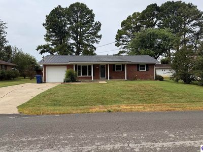 206 Sheridan Dr