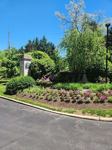 574 Foxwood Ln