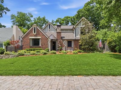 1724 Green Hills Dr