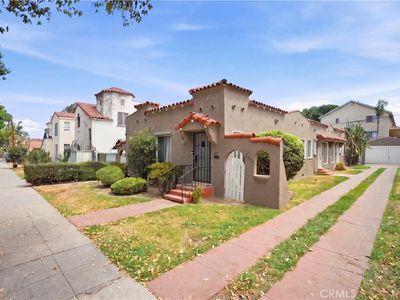2472 Chestnut Ave