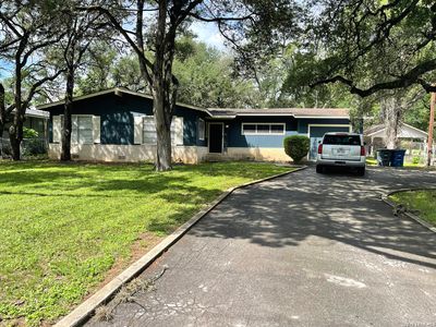 235 Grandview