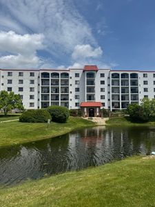 375 Plum Creek Dr APT 402
