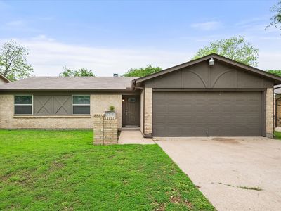 2512 Colleen Dr