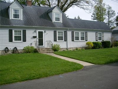 20 Bassett Ave