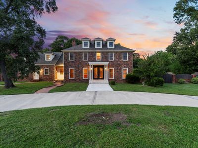 1514 Country Club Dr