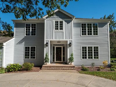 4660 N 145th STREET