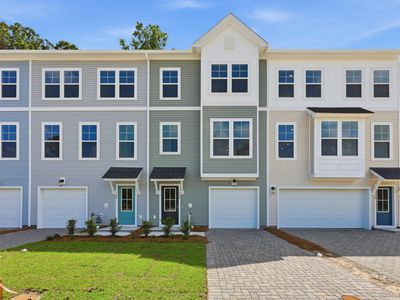 Property at 132 Fernbank Road Ct, Johns Island, SC