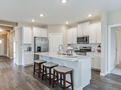 233 Huntington Dr