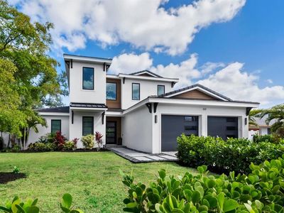 1717 Alta Vista St
