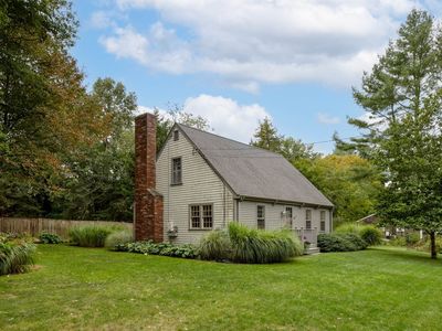 Property at 7 Bayberry Ln, Mattapoisett, MA