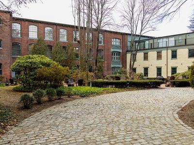 555 S Main St APT 321