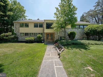 1436 Hillside Rd